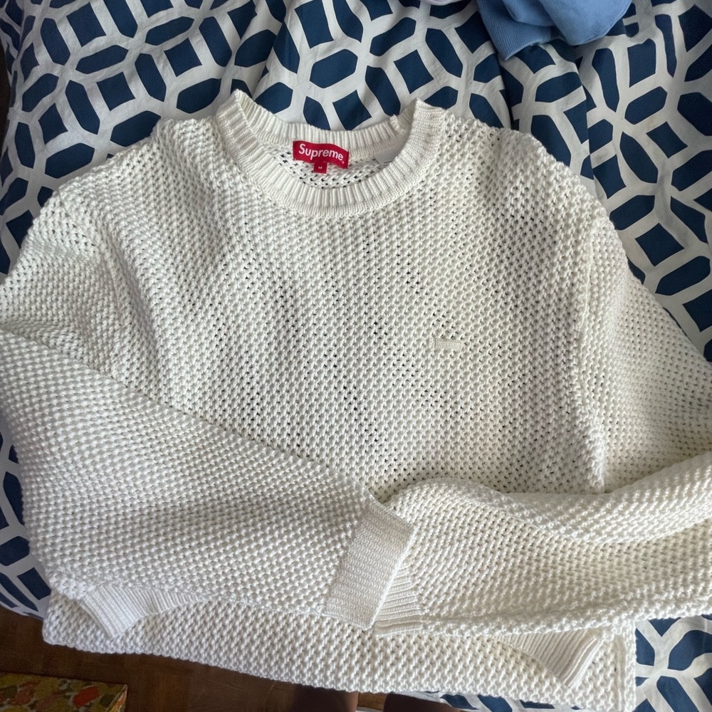 Supreme sweater